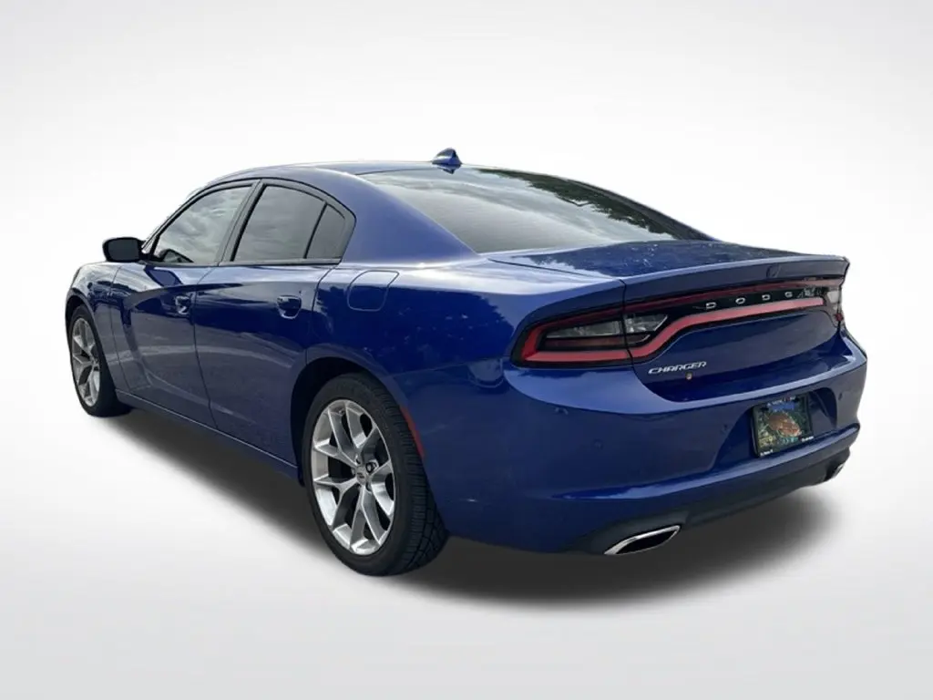 2022 Dodge Charger - $19,497