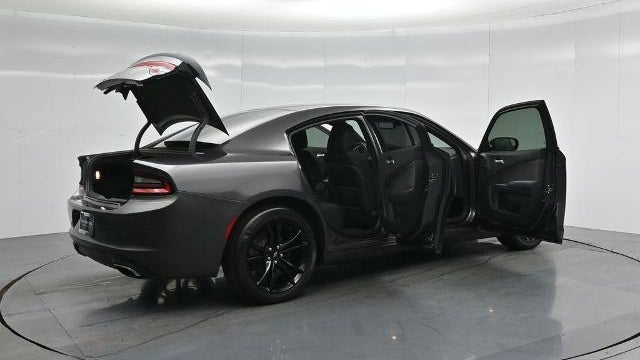 2017 Dodge Charger SE