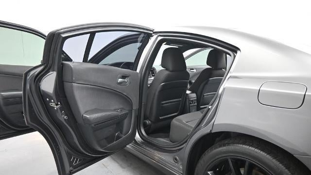 2017 Dodge Charger SE