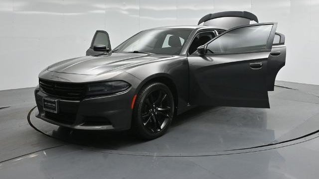 2017 Dodge Charger SE