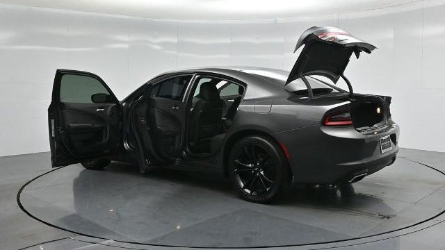 2017 Dodge Charger SE