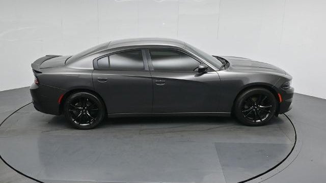2017 Dodge Charger SE