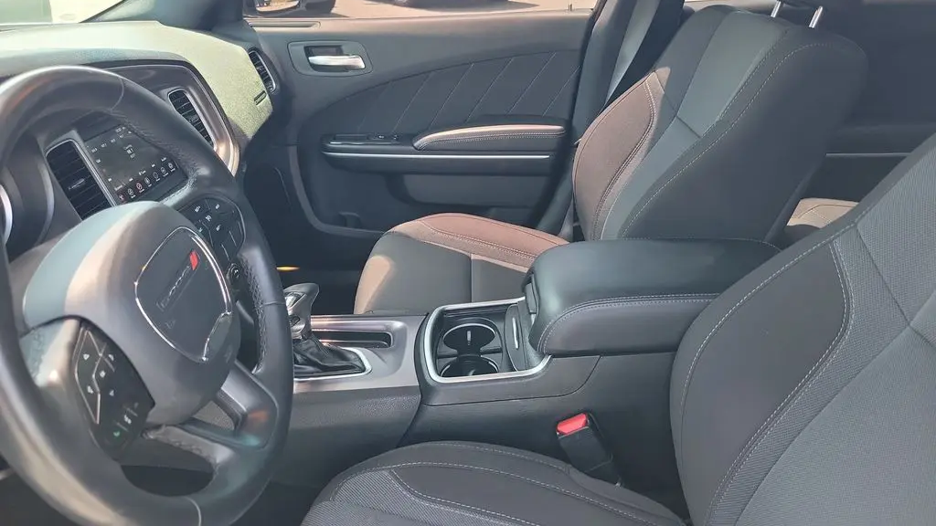 2020 Dodge Charger SXT