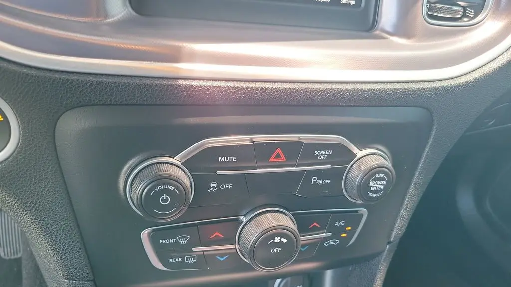 2020 Dodge Charger SXT