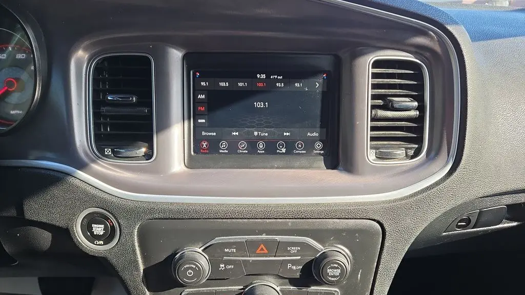 2020 Dodge Charger SXT