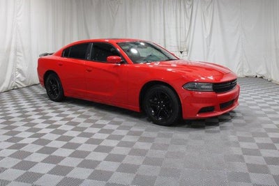 2020 Dodge Charger SXT 4DR Sedan