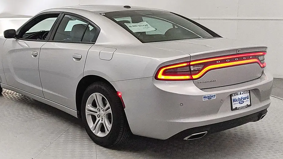 2020 Dodge Charger SXT