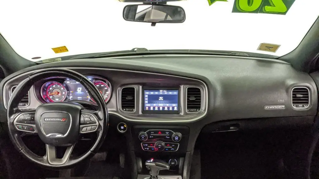 2020 Dodge Charger SXT
