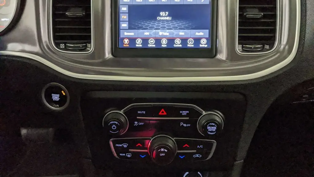 2020 Dodge Charger SXT