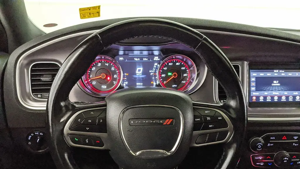 2020 Dodge Charger SXT