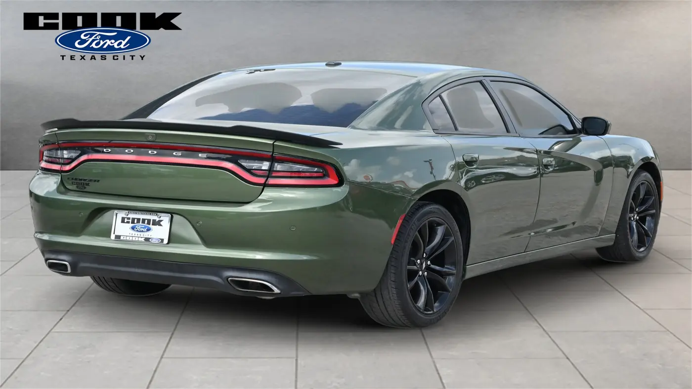 2018 Dodge Charger SXT