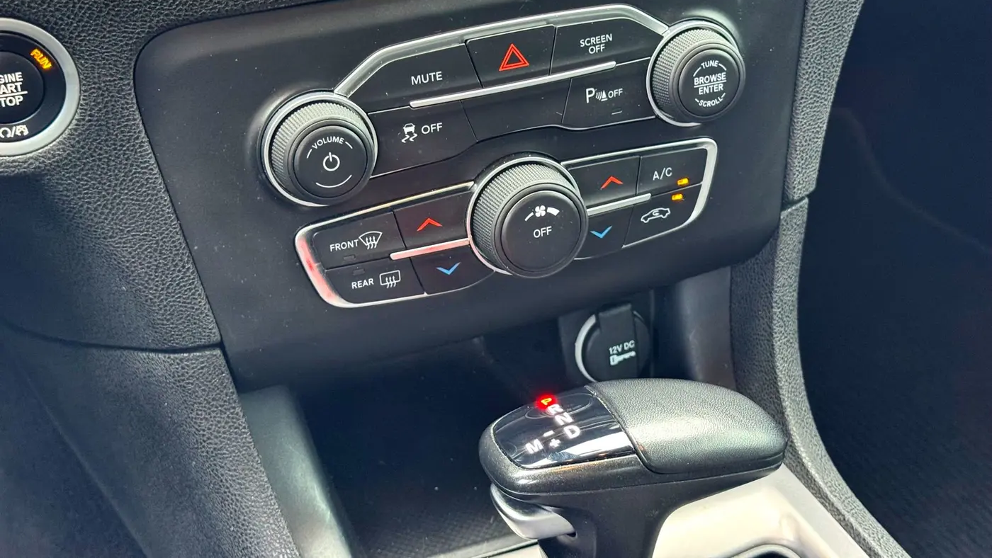 2022 Dodge Charger SXT