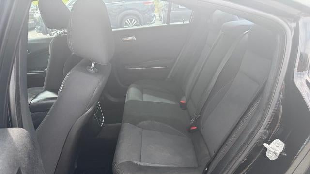 2016 Dodge Charger SE