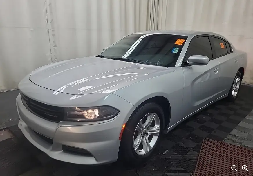 2020 Dodge Charger SXT — photo 1 of 6