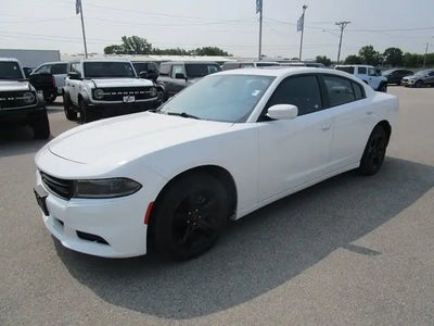2022 Dodge Charger SXT 4DR Sedan