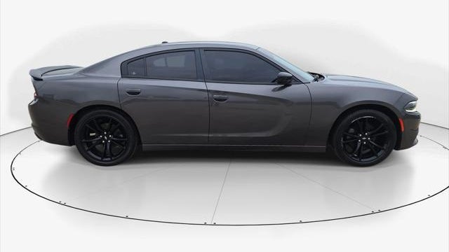 2018 Dodge Charger SXT