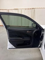 2019 Charger Thumbnail 16