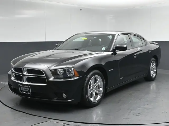 2013 Dodge Charger - $13,999