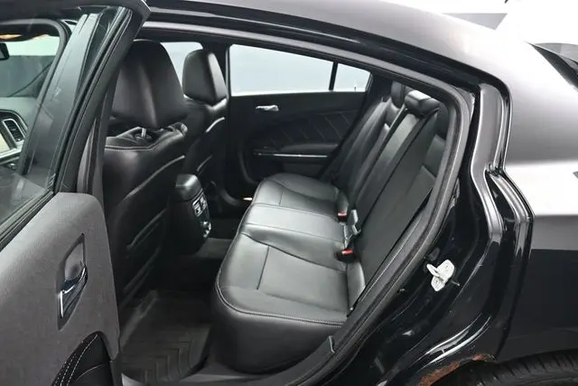 2013 Dodge Charger - $13,999