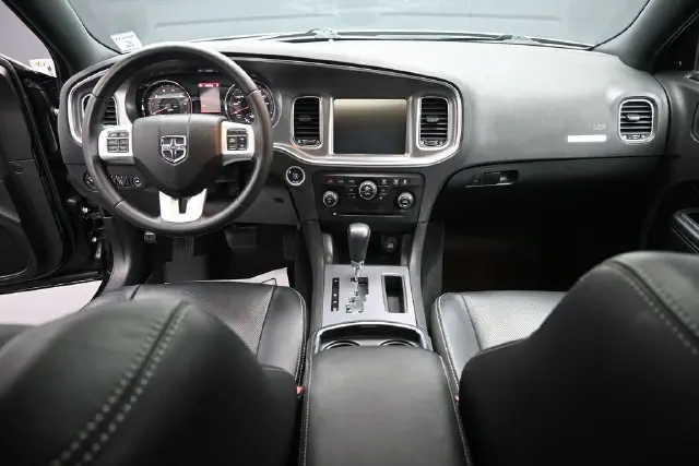 2013 Dodge Charger - $13,999