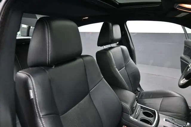 2013 Dodge Charger - $13,999