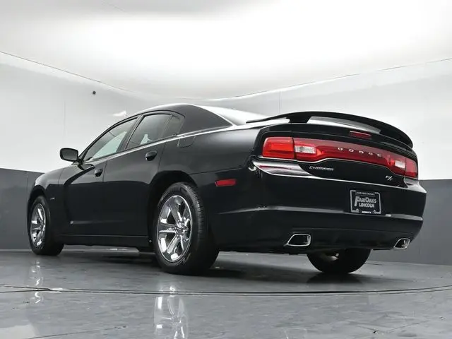 2013 Dodge Charger - $13,999