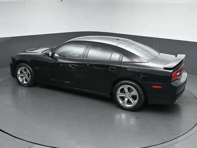 2013 Dodge Charger - $13,999