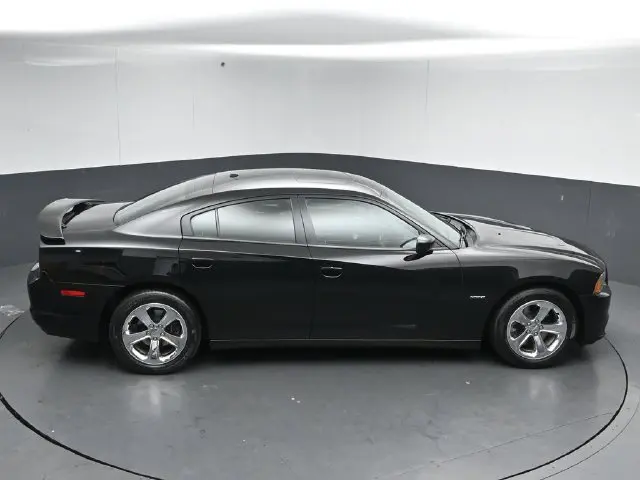 2013 Dodge Charger - $13,999
