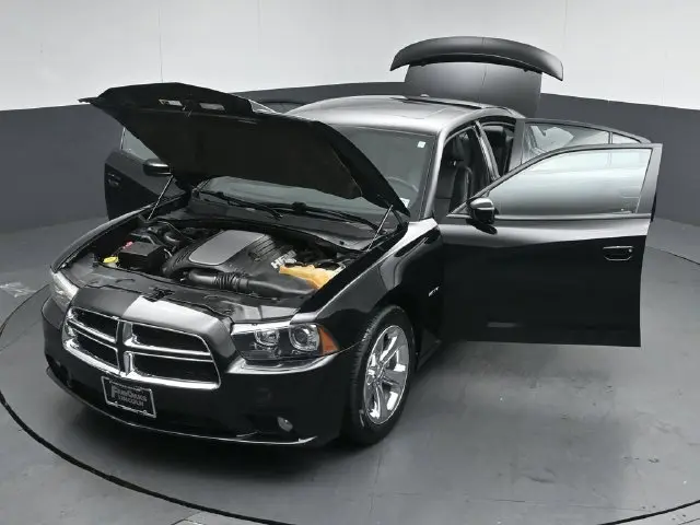 2013 Dodge Charger - $13,999
