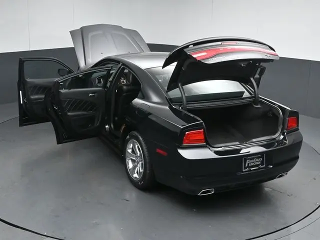 2013 Dodge Charger - $13,999