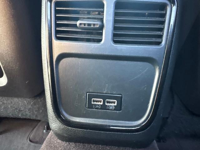 2016 Dodge Charger - $11,220