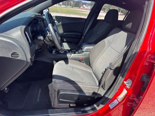 2016 Dodge Charger - $11,220