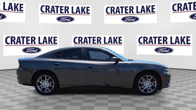 2016 Dodge Charger SE