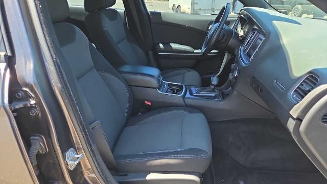 2016 Dodge Charger SE