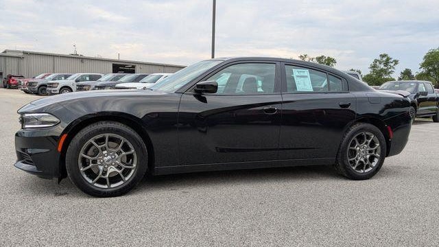 2017 Dodge Charger SE