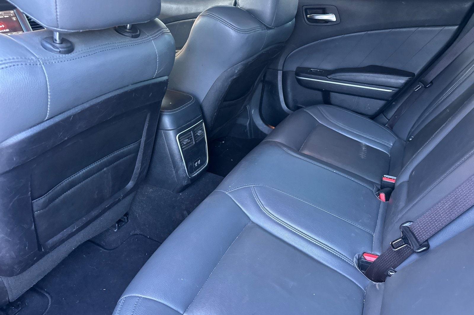 2020 Dodge Charger - $17,300