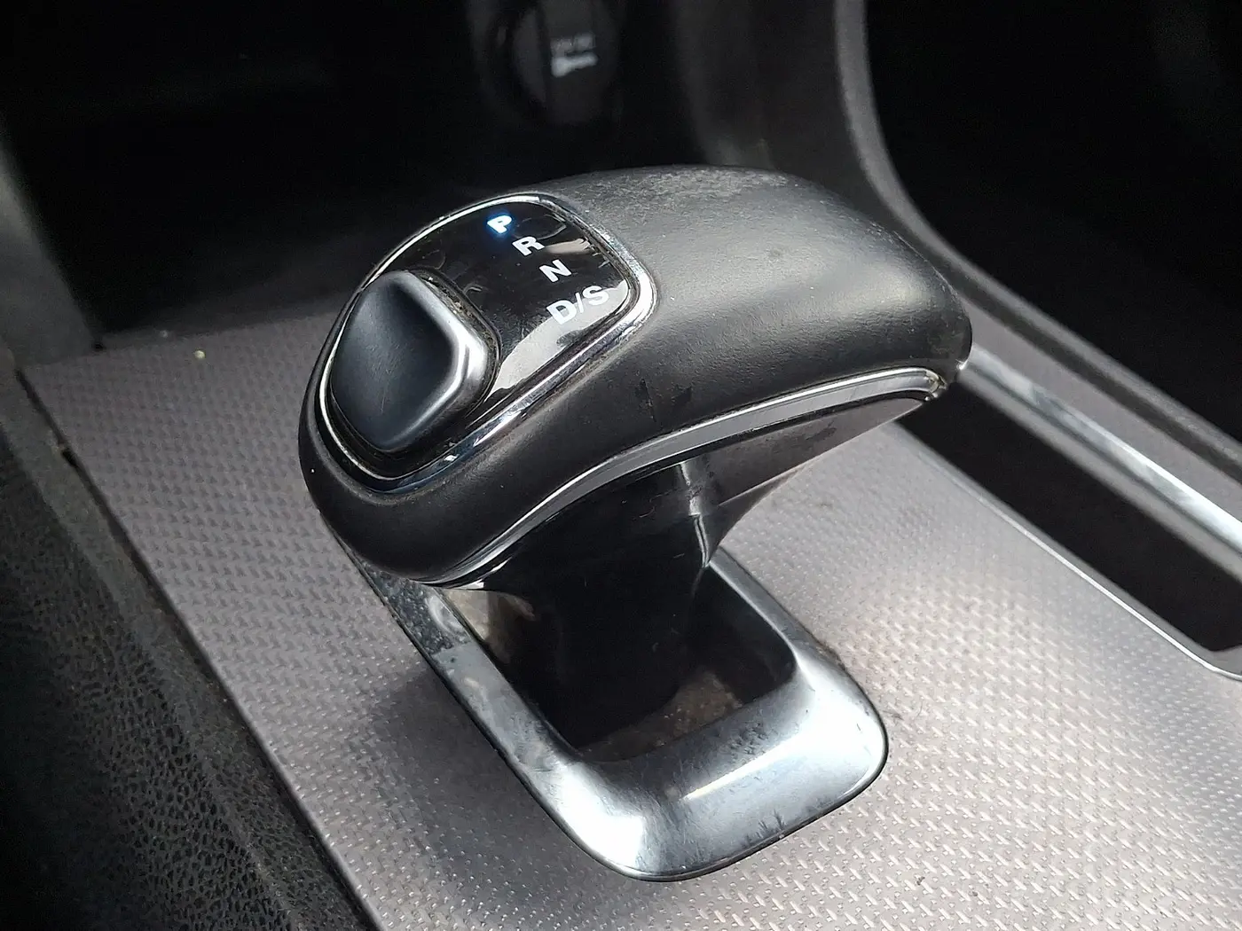 2014 Dodge Charger - $9,968