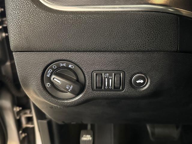 2015 Dodge Charger - $9,900