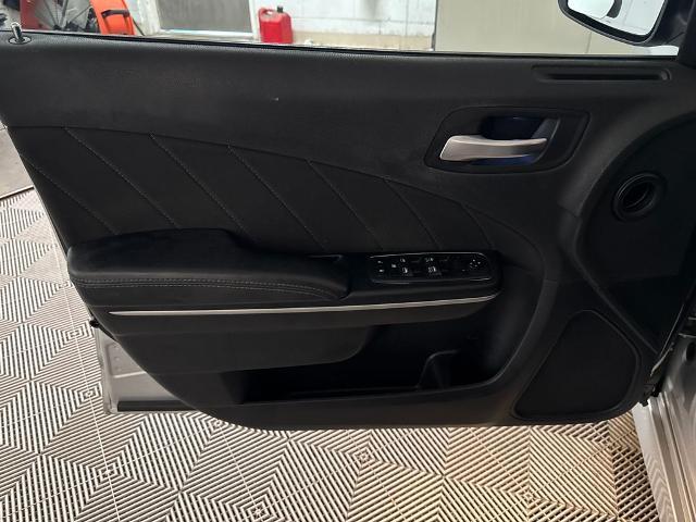 2020 Dodge Charger - $21,000