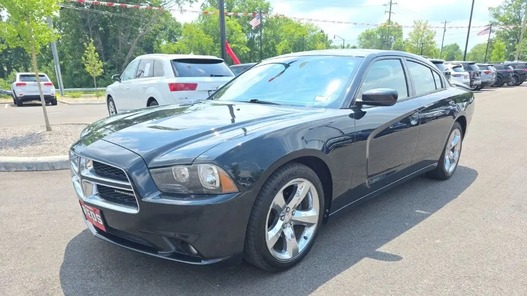Preowned 2013 Dodge Charger SXT for Sale