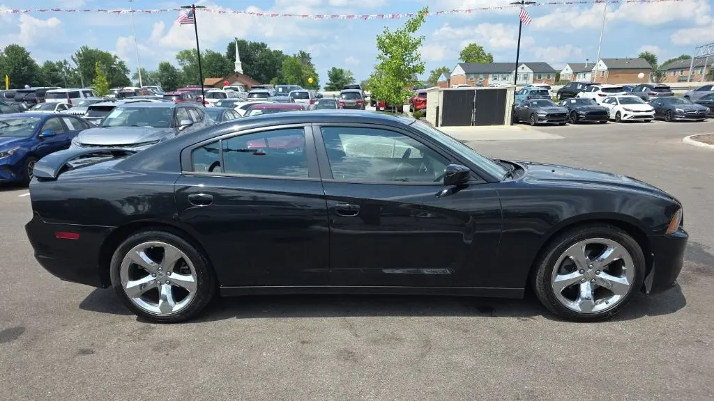 2013 Dodge Charger SXT