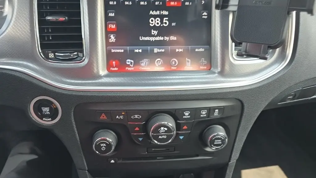 2013 Dodge Charger SXT