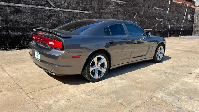 2013 Dodge Charger SXT