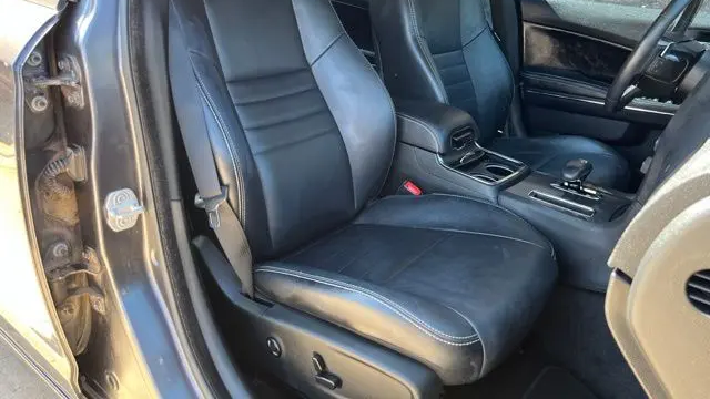 2013 Dodge Charger SXT
