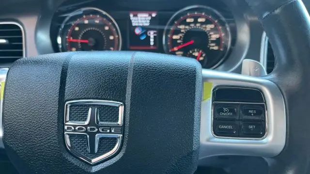 2013 Dodge Charger SXT