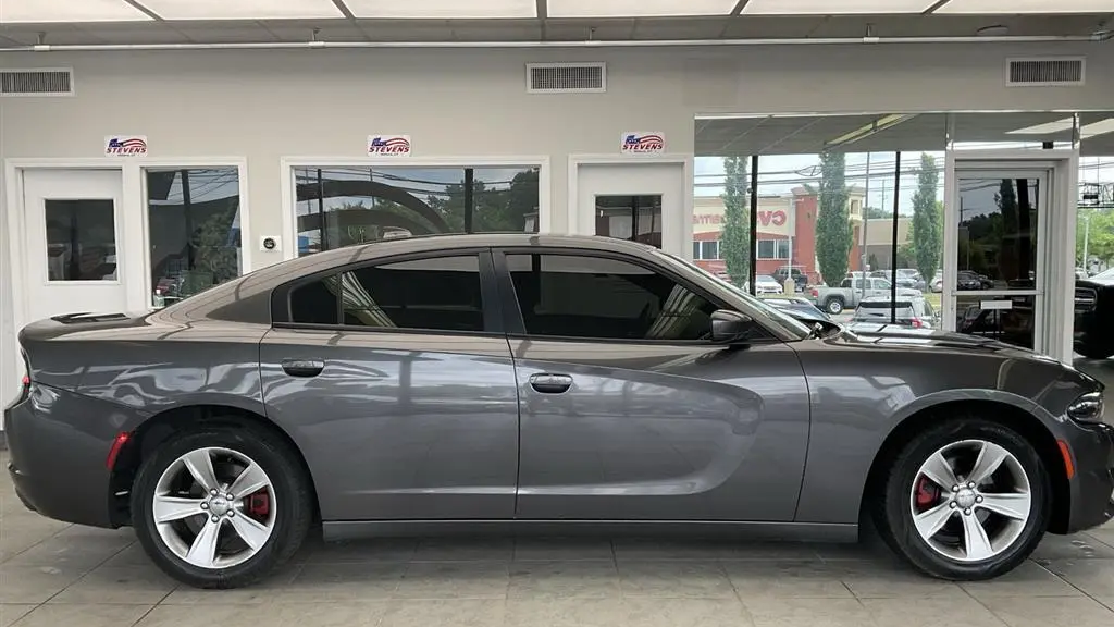 2016 Dodge Charger SXT