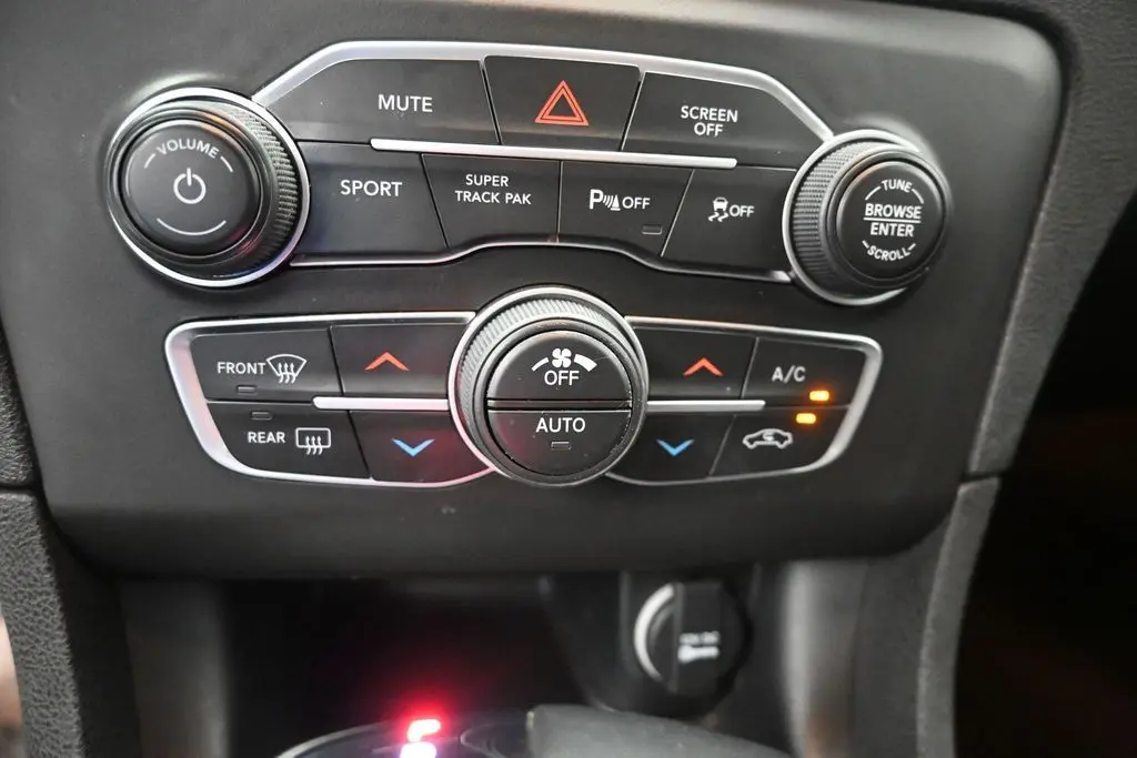 2022 Dodge Charger - $28,198