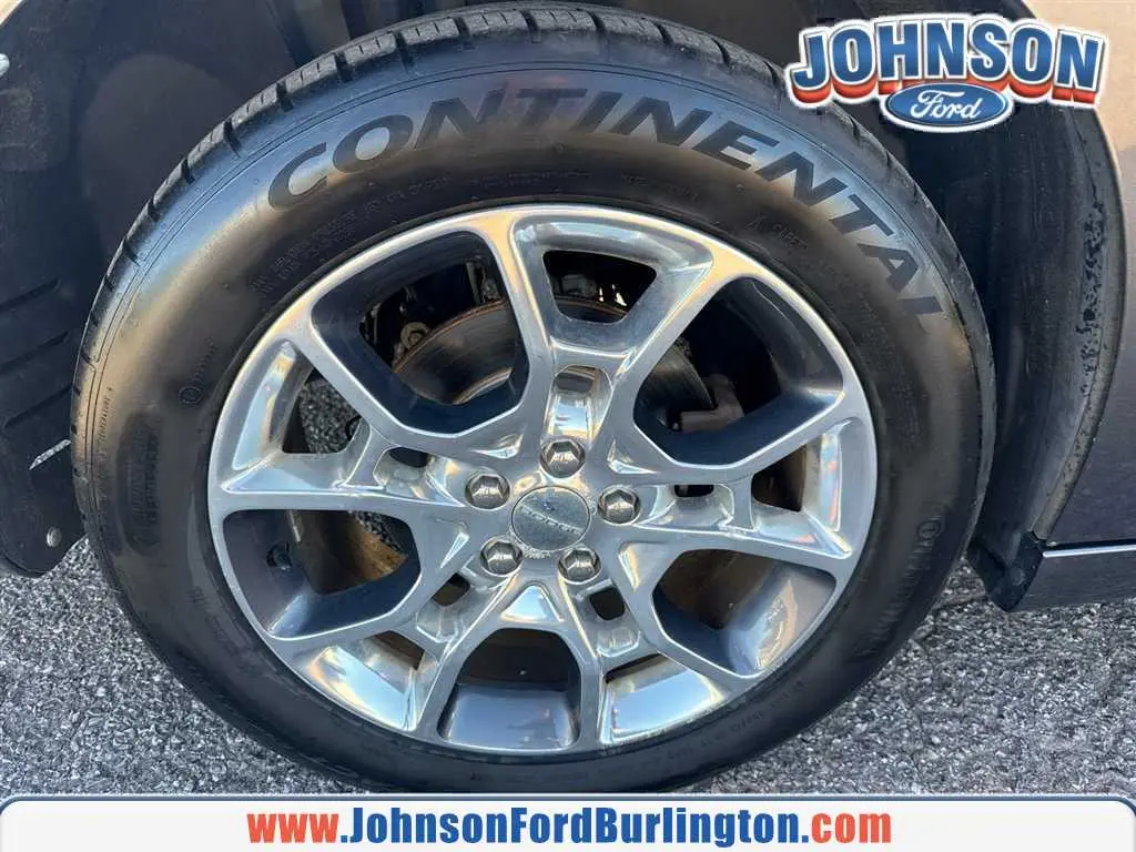 2015 Dodge Charger - $16,800