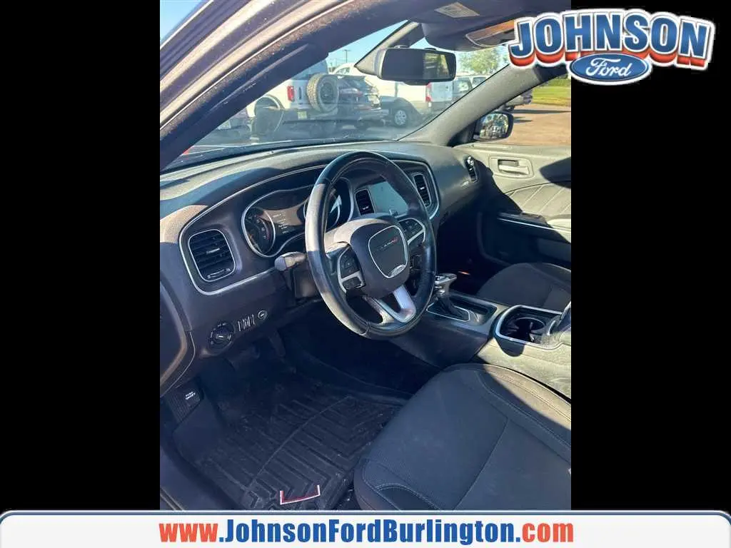 2015 Dodge Charger - $16,800