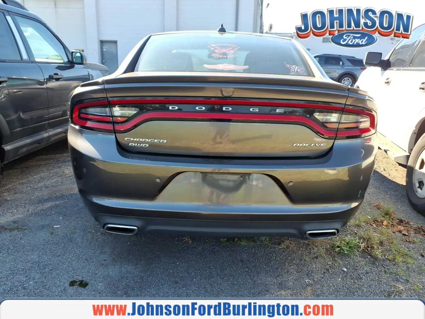 2015 Dodge Charger - $15,700